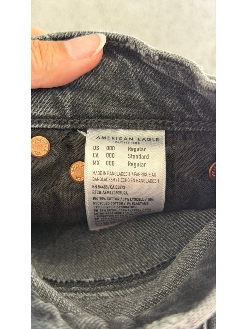American Eagle Stretch Barrel Jeans - Picture 5 of 6